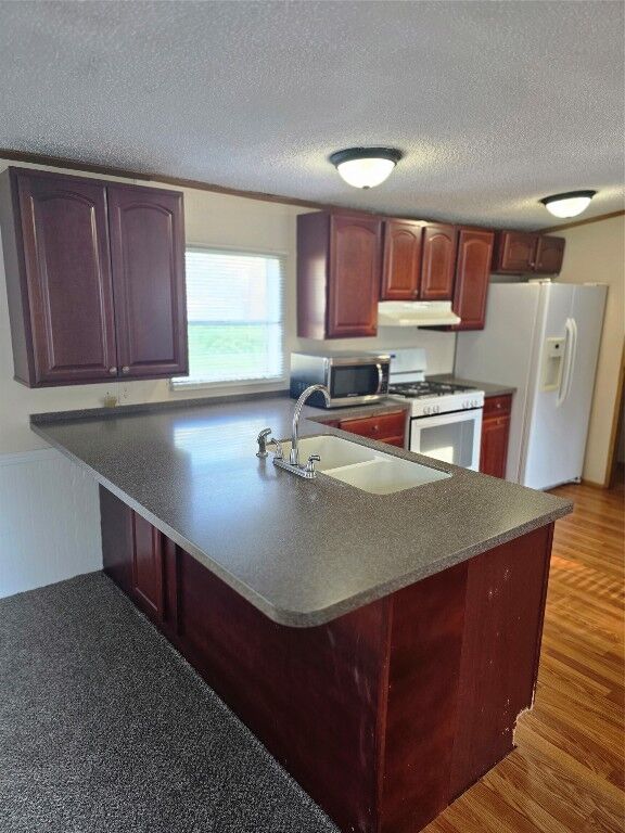 Property Photo: 522 Memory Lane PA 16417