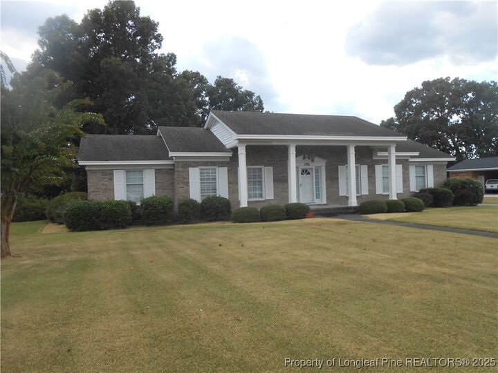 Property Photo:  196 Kensington Street  NC 28358