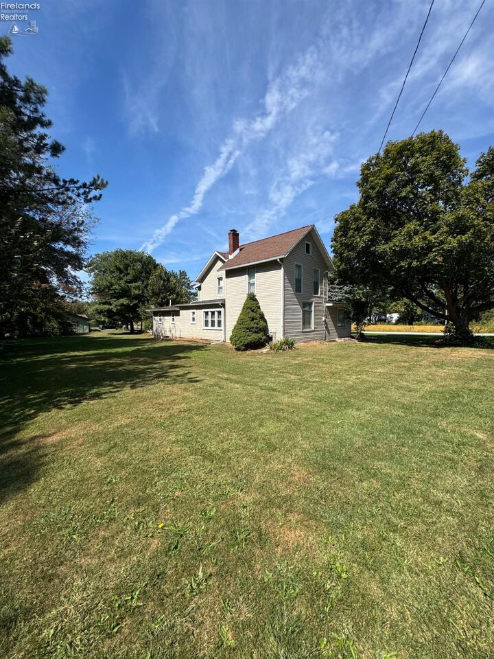 Property Photo:  2114 S Main St  OH 43410 