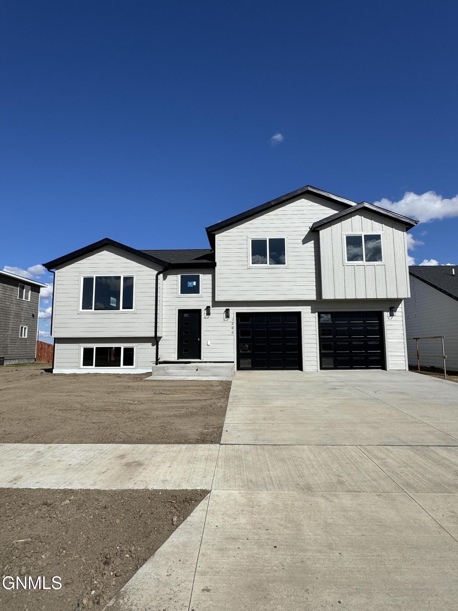 Property Photo:  1206 9th Street SW  ND 58854 