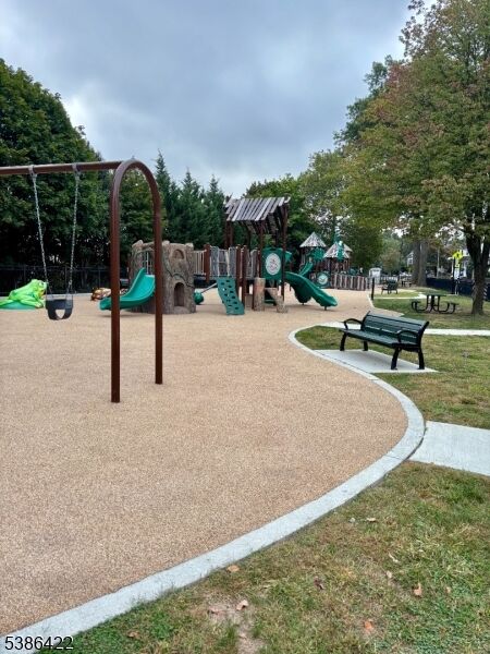 Property Photo: 39 Wilmore Rd 2 NJ 07424