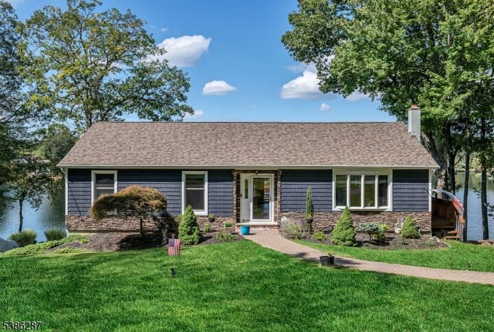 Property Photo: 75 Wildwood Rd NJ 07438