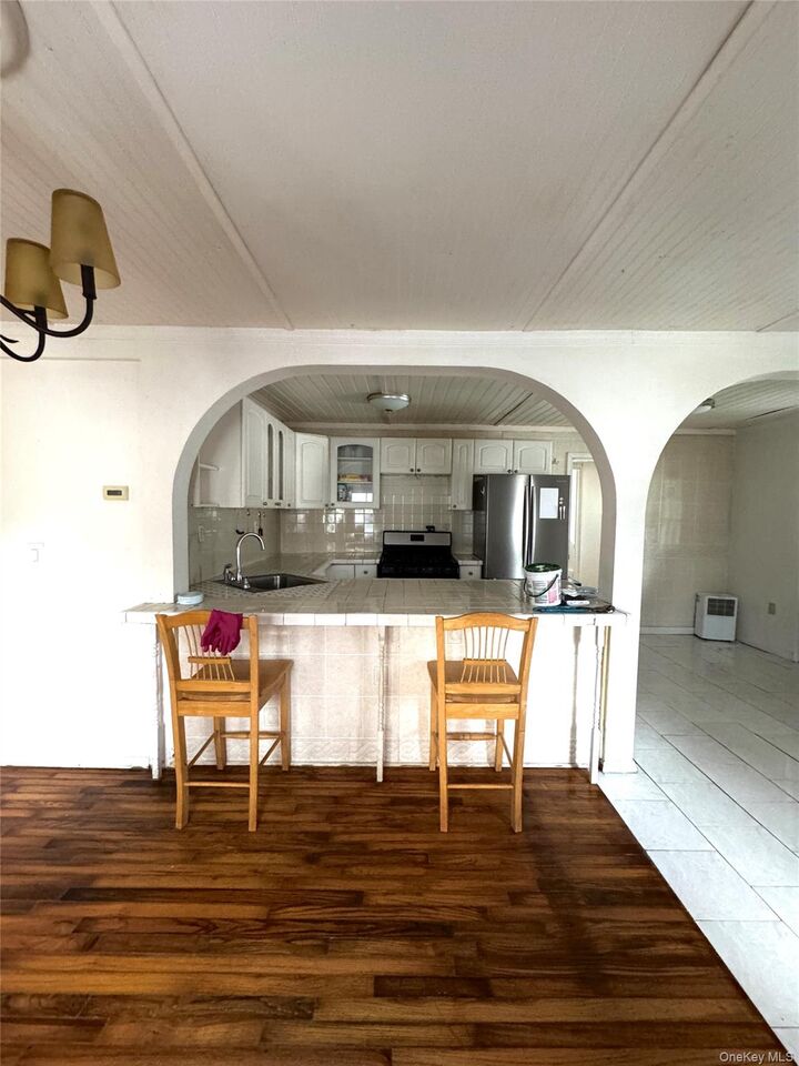 Property Photo:  152 Forest Glen Road #4  NY 12561 