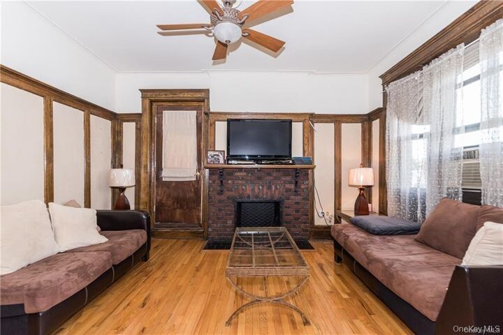 Property Photo:  36 Echo Avenue 5c.  NY 10801 