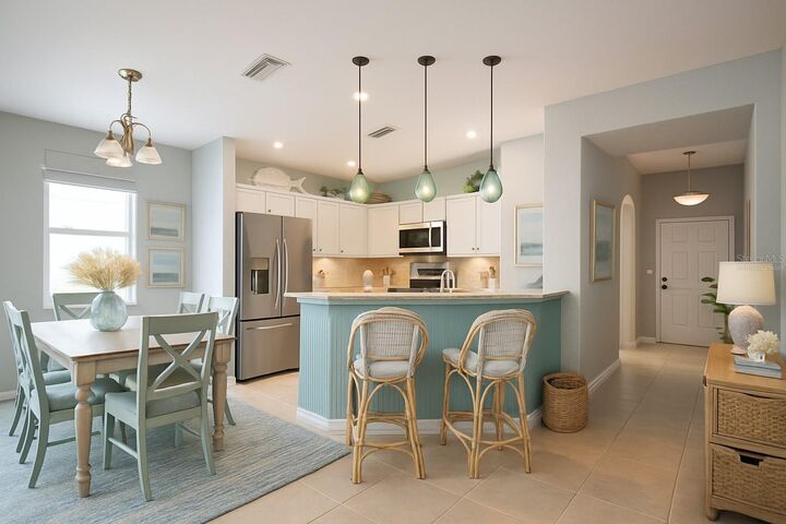 Property Photo:  11617 Brookmore Way  FL 33569 