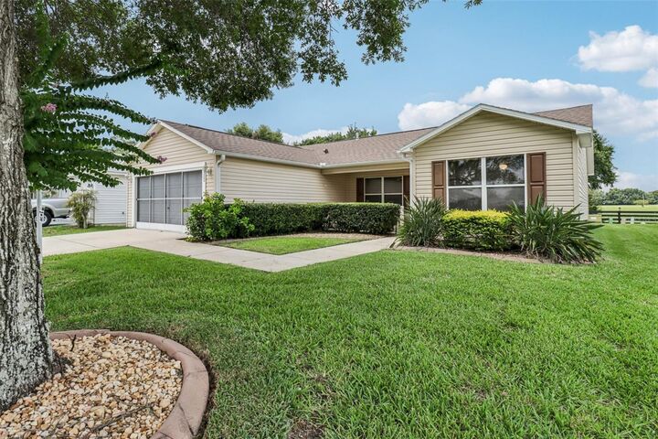 Property Photo: 3562 Auburndale Avenue FL 32162