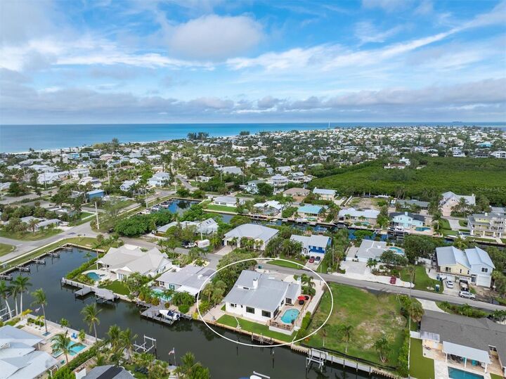 505 75th Street  Holmes Beach FL 34217 photo