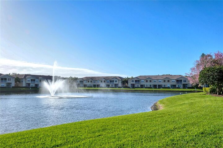 Property Photo:  3486 Parkridge Circle 32-101  FL 34243 