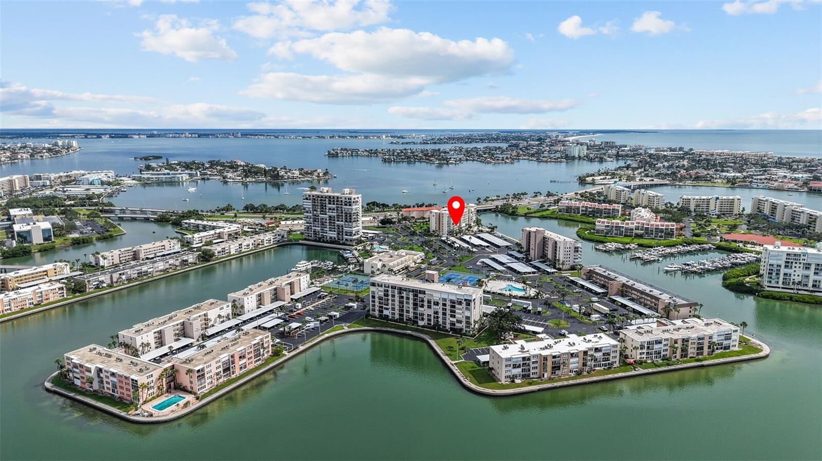 Property Photo:  7400 Sun Island Drive S 412  FL 33707 