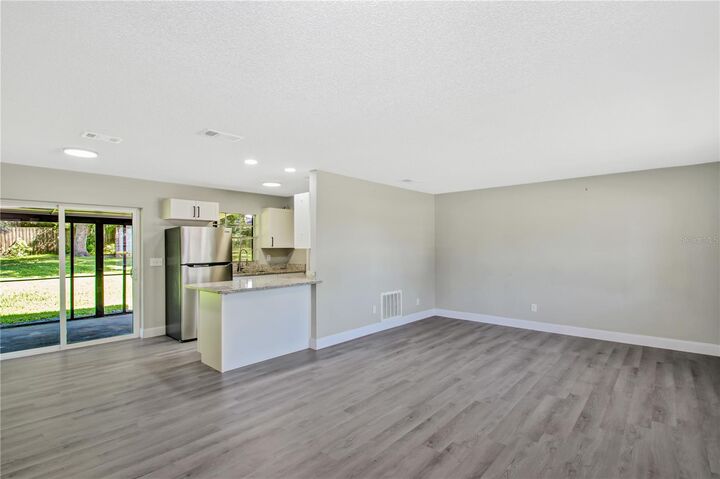 Property Photo:  1458 Deltona Boulevard  FL 32725 