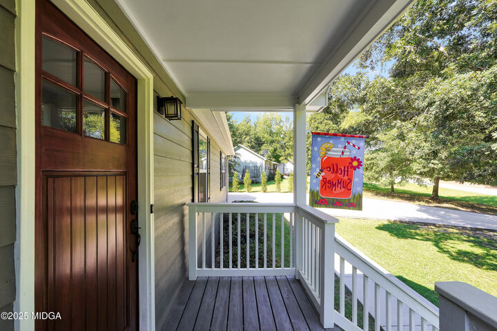 Property Photo:  186 Harbor Drive  GA 31024 