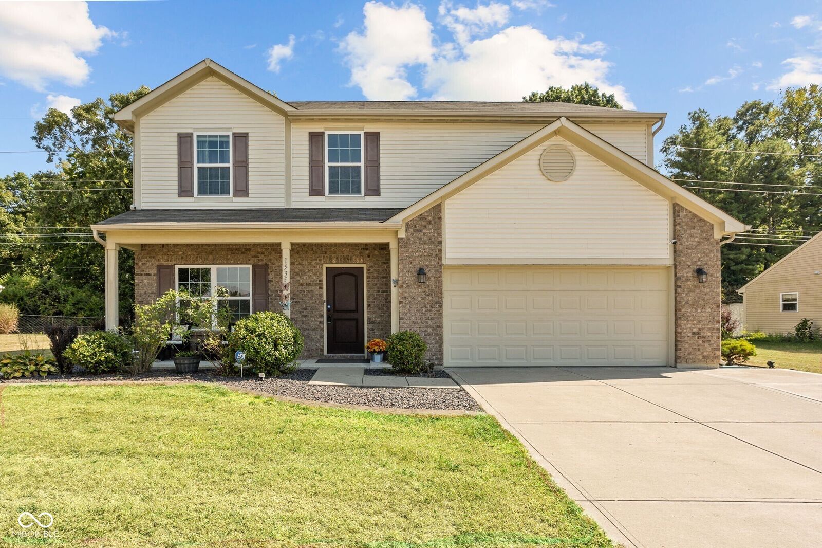 Property Photo:  1535 Rosewood Drive  IN 46123 