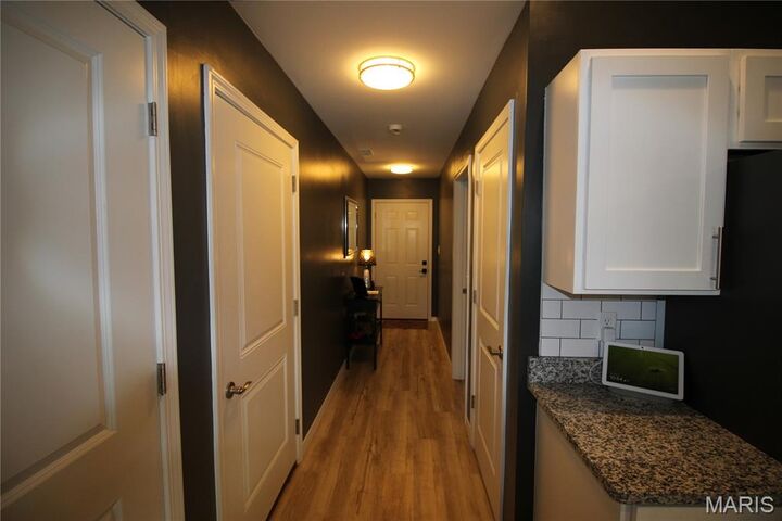Property Photo:  913 Osage Villa Court  MO 63089 