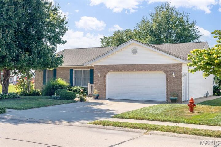 Property Photo:  170 Falcon Drive  IL 62249 