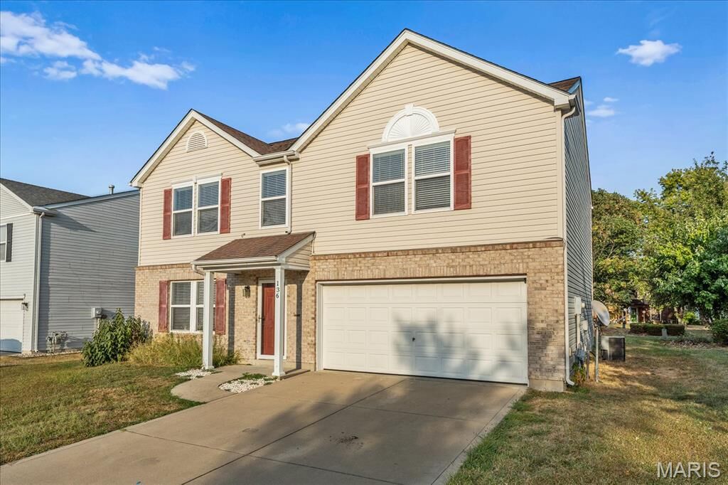 Property Photo:  136 Falling Leaf Way  IL 62258 