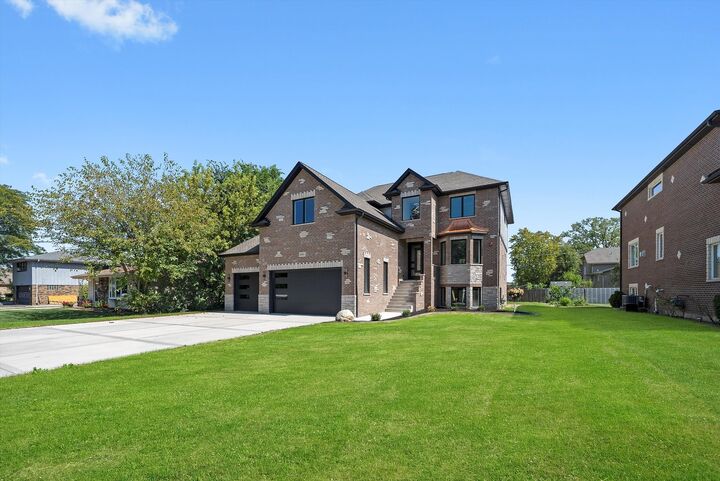 10441 S 83rd Avenue  Palos Hills IL 60465 photo