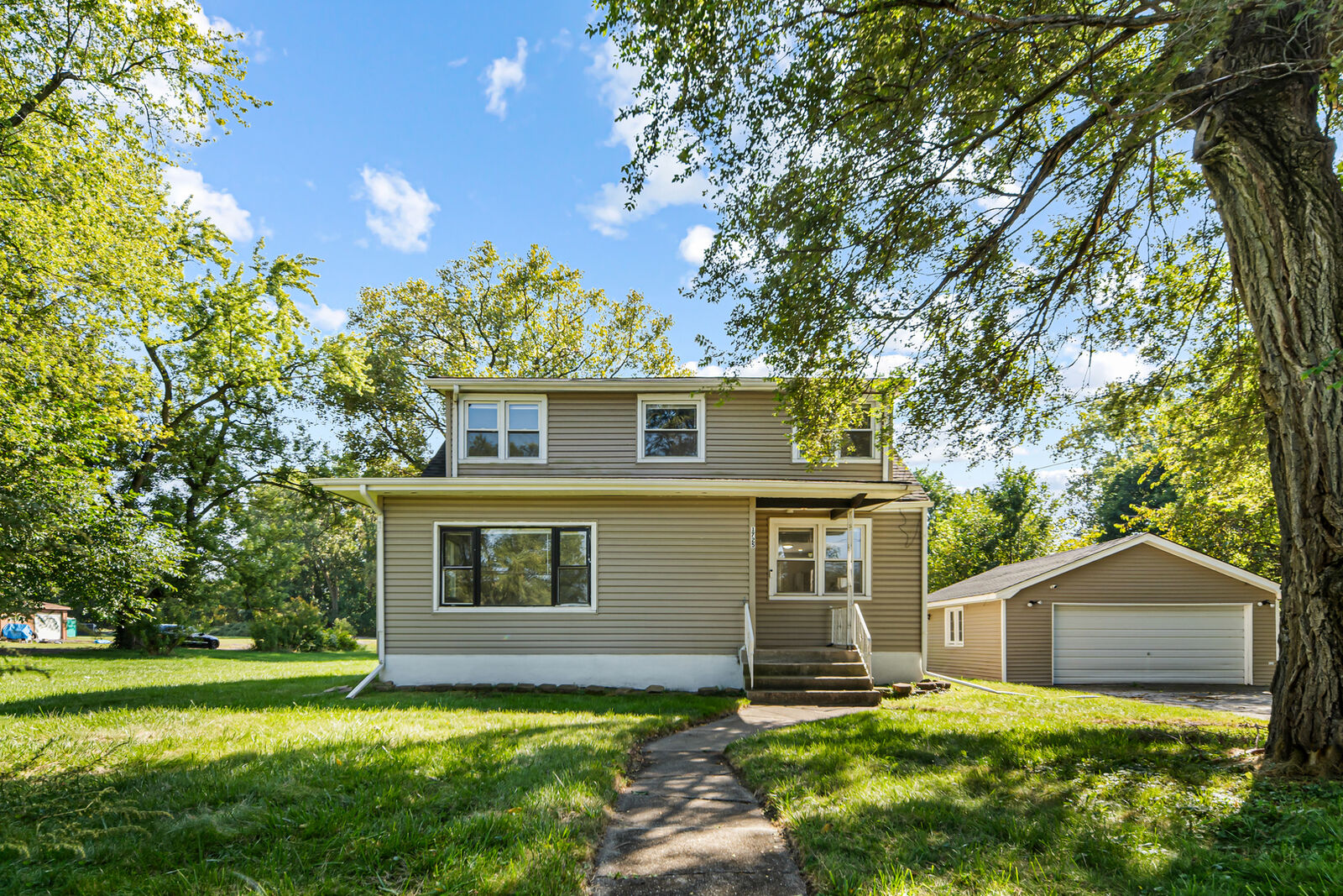 Property Photo:  1725 E 158th Street  IL 60473