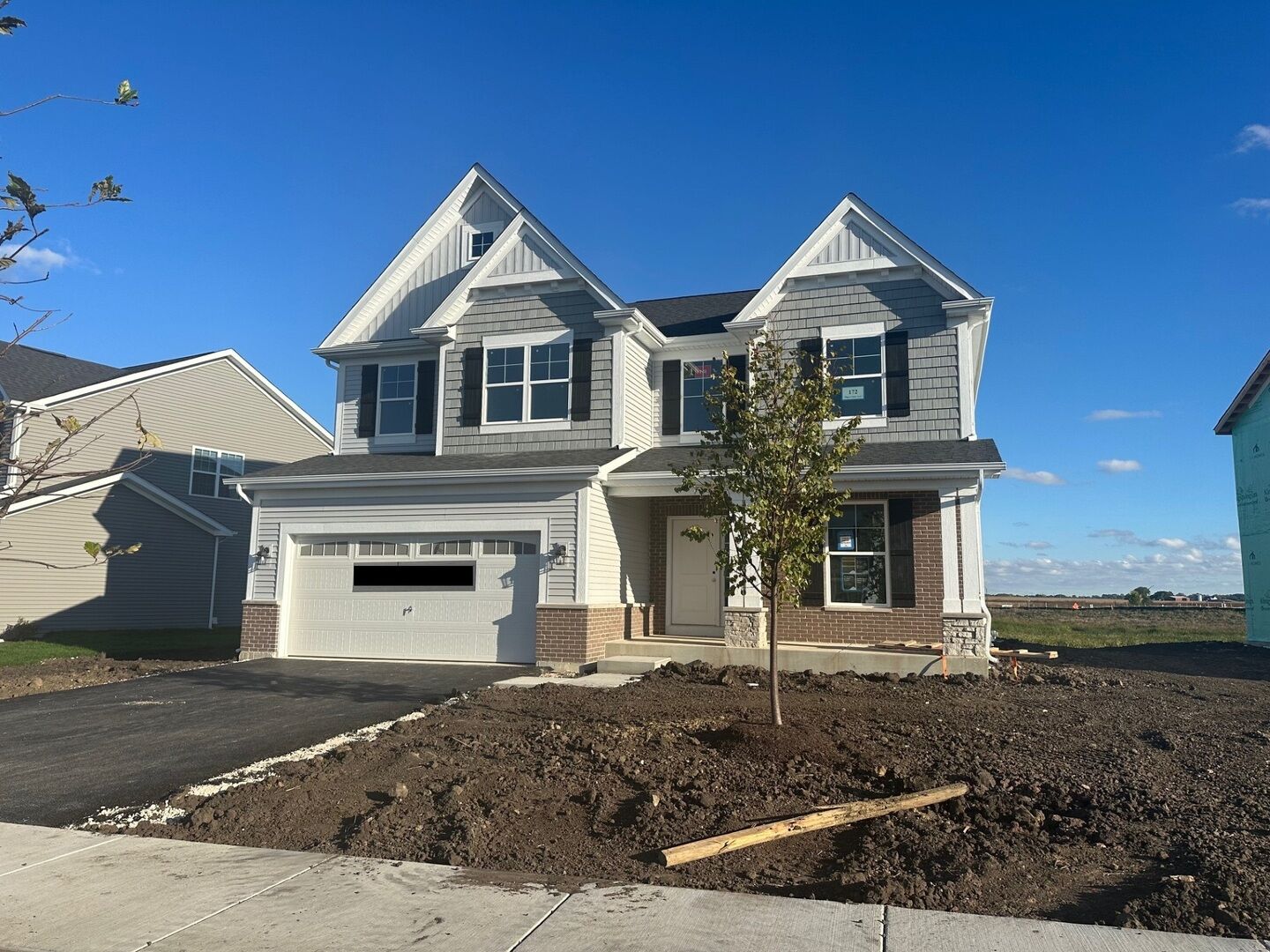 Property Photo: 172 Piper Glen Avenue IL 60543