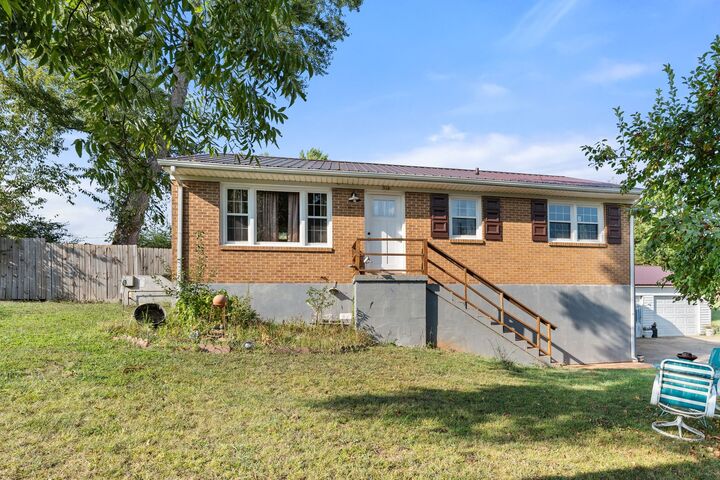 Property Photo: 314 Avon St TN 38464