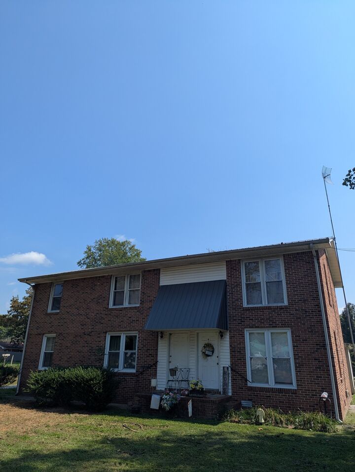 Property Photo: 208 Colwell Ln TN 37355