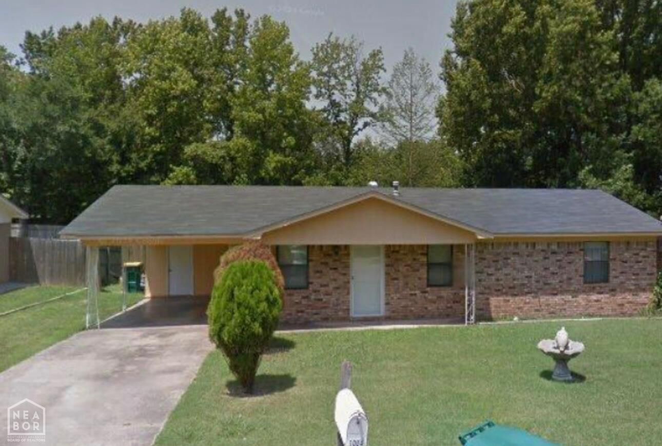 Property Photo:  1004 S Muskogee Avenue  AR 72801 