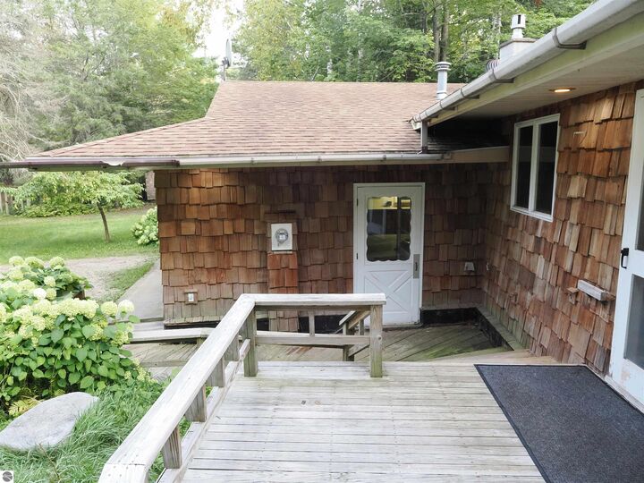 Property Photo:  2885 W US-23  MI 49721 