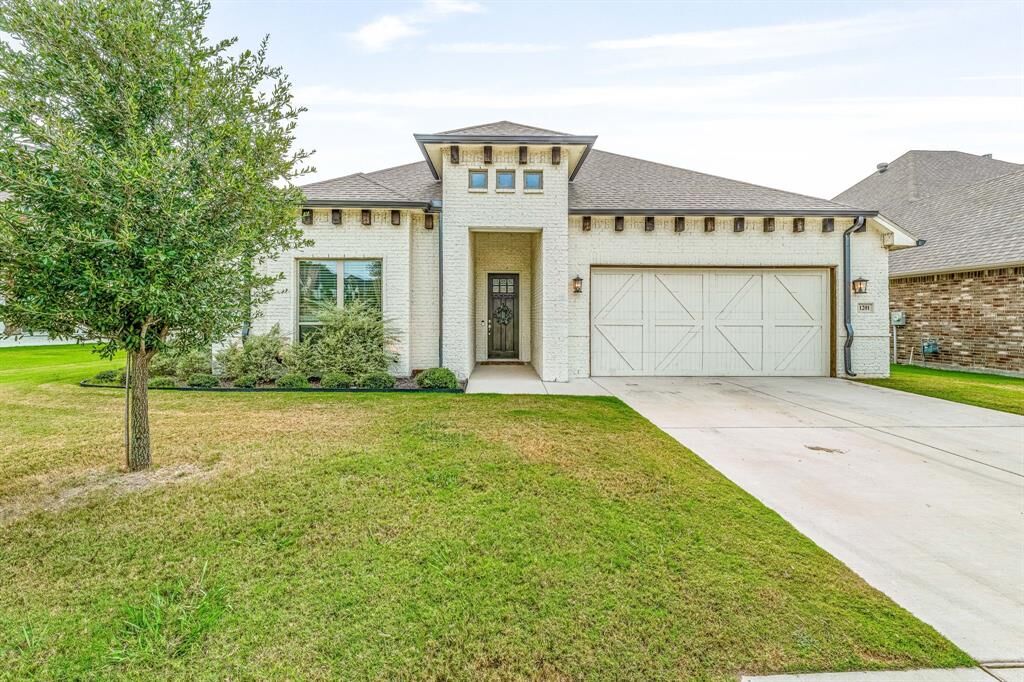 Property Photo:  1201 Crown Valley Drive  TX 76087 