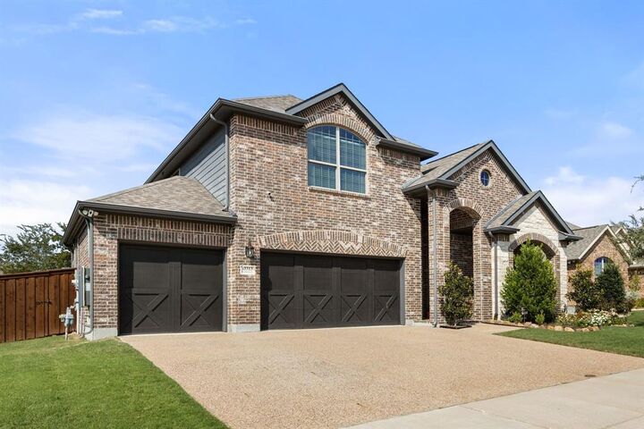 Property Photo: 3313 Creekhaven Drive TX 75454
