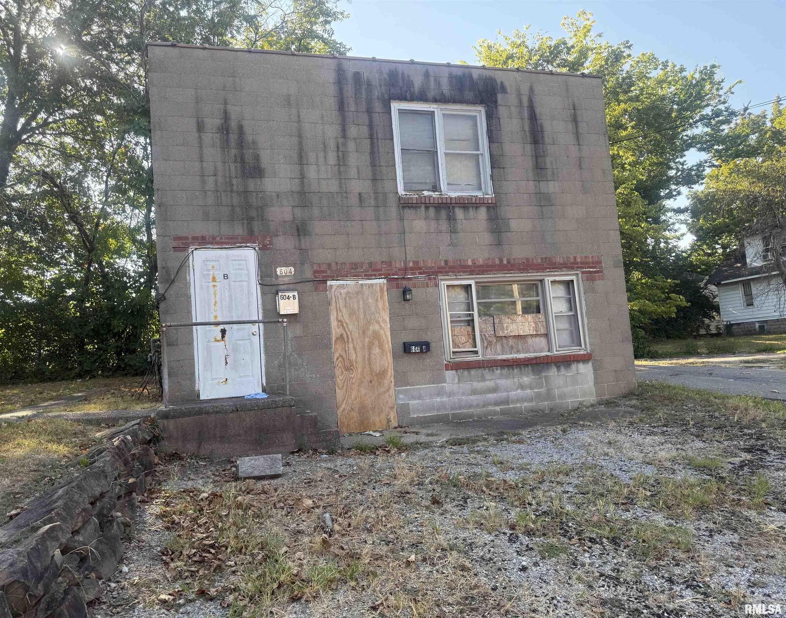 Property Photo: 604 S Rawlings Street IL 62901