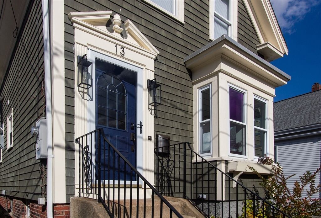 Property Photo:  13 Exchange Street  MA 01930 