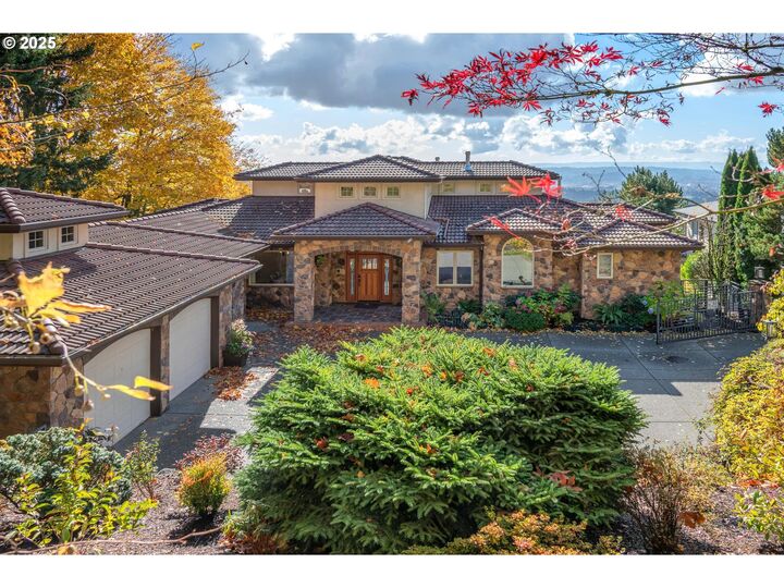 1917 NW Tivoli Ln  Portland OR 97229 photo