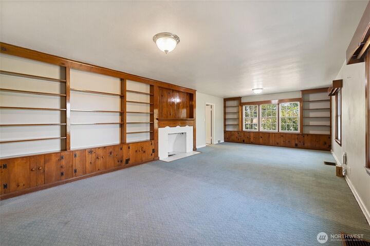 Property Photo: 3315 S 188th Street WA 98188