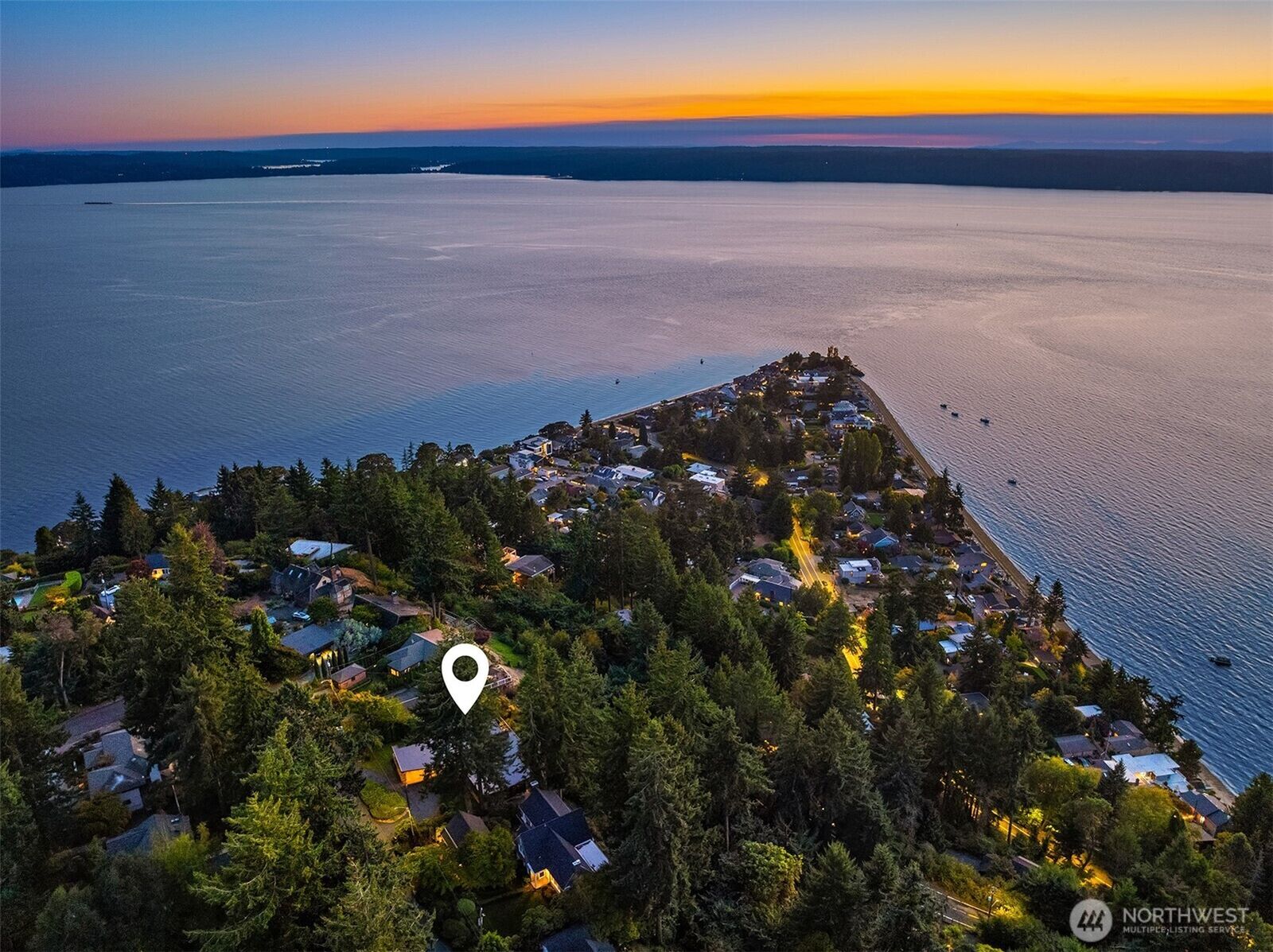 Property Photo: 16747 32nd Avenue SW WA 98166