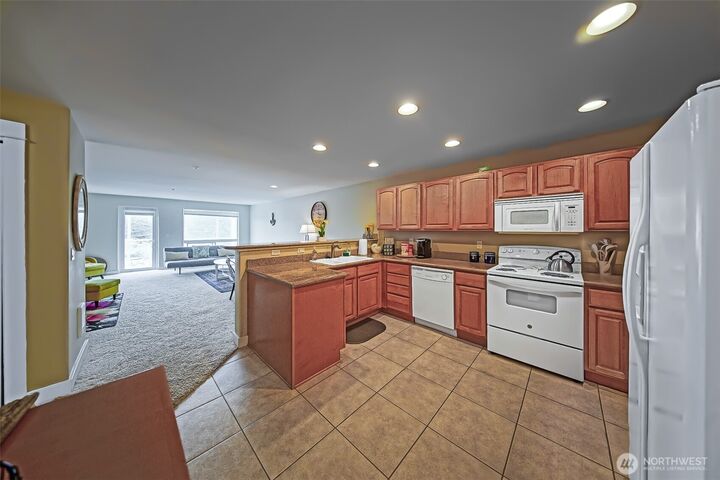 Property Photo: 1600 W Ocean Avenue 1224 WA 98595