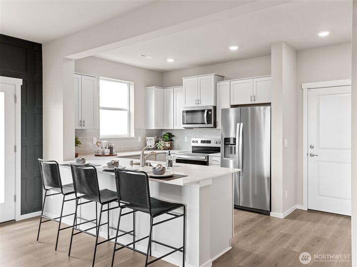 Property Photo: 14913 203rd Avenue Ct E 652 WA 98391