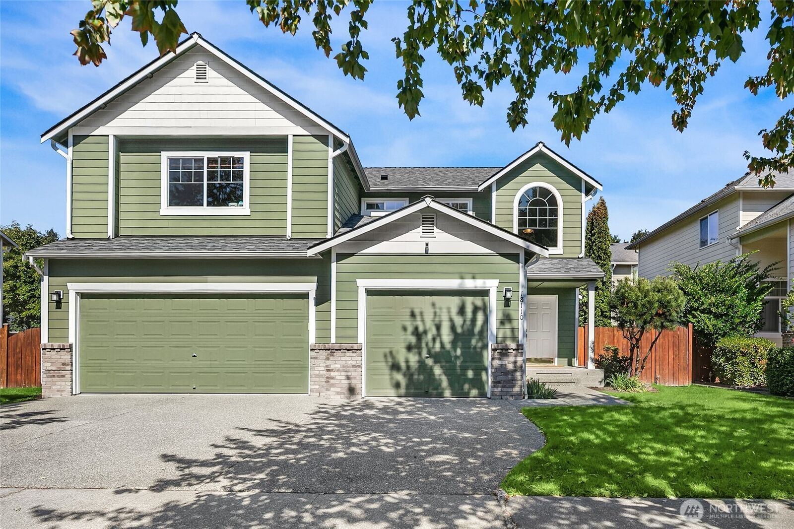 Property Photo: 18110 SE 247th Street WA 98042