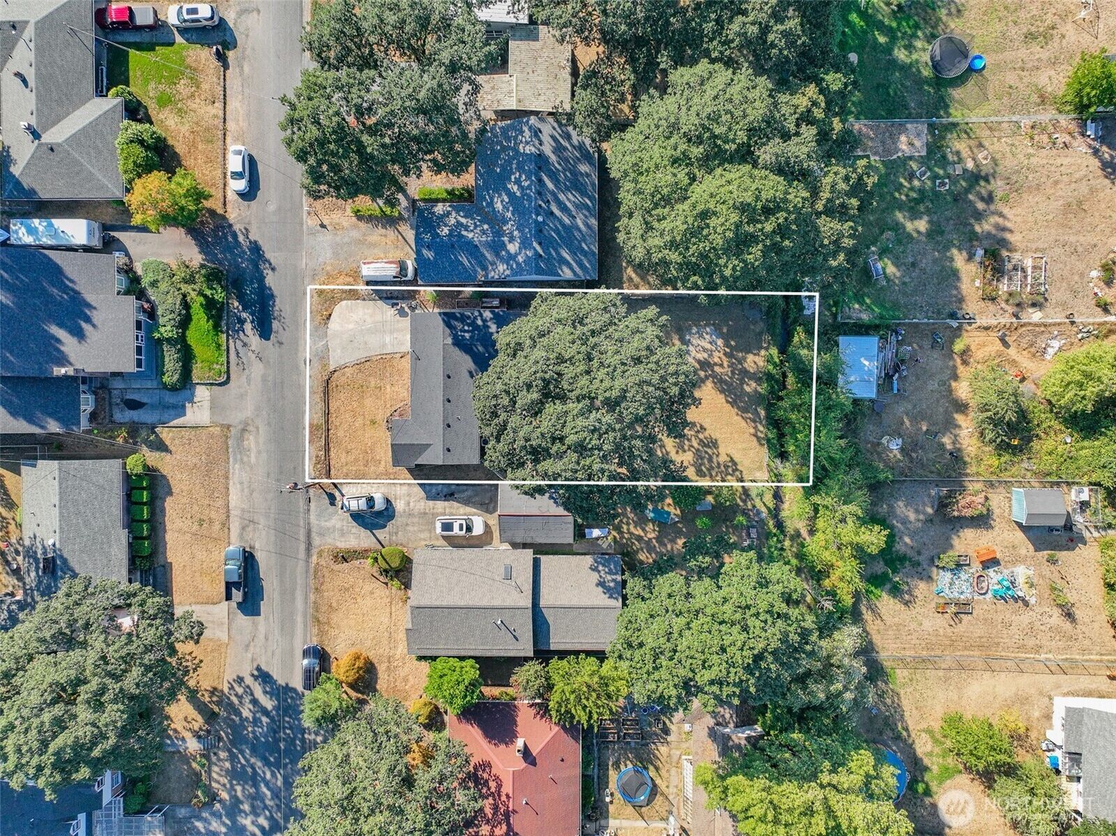 Property Photo:  1492 SW Kelly Avenue  WA 98532 