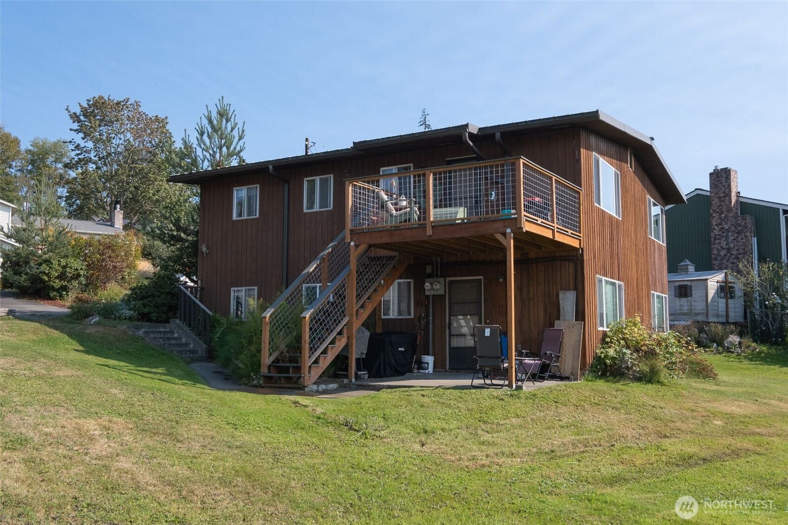 Property Photo:  2601 2603  Huron Street  WA 98226 