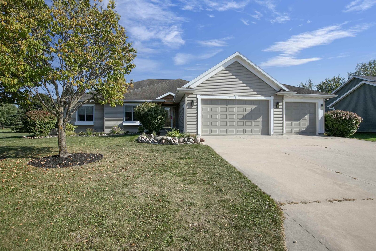 Property Photo:  1547 Foxfire Court  WI 54981 