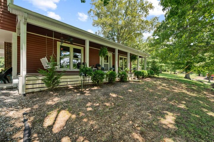 Property Photo:  600 Lee Keen Road  KY 42134 