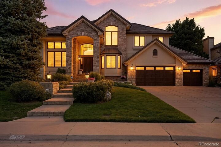 2064 S Robb Way  Lakewood CO 80227 photo