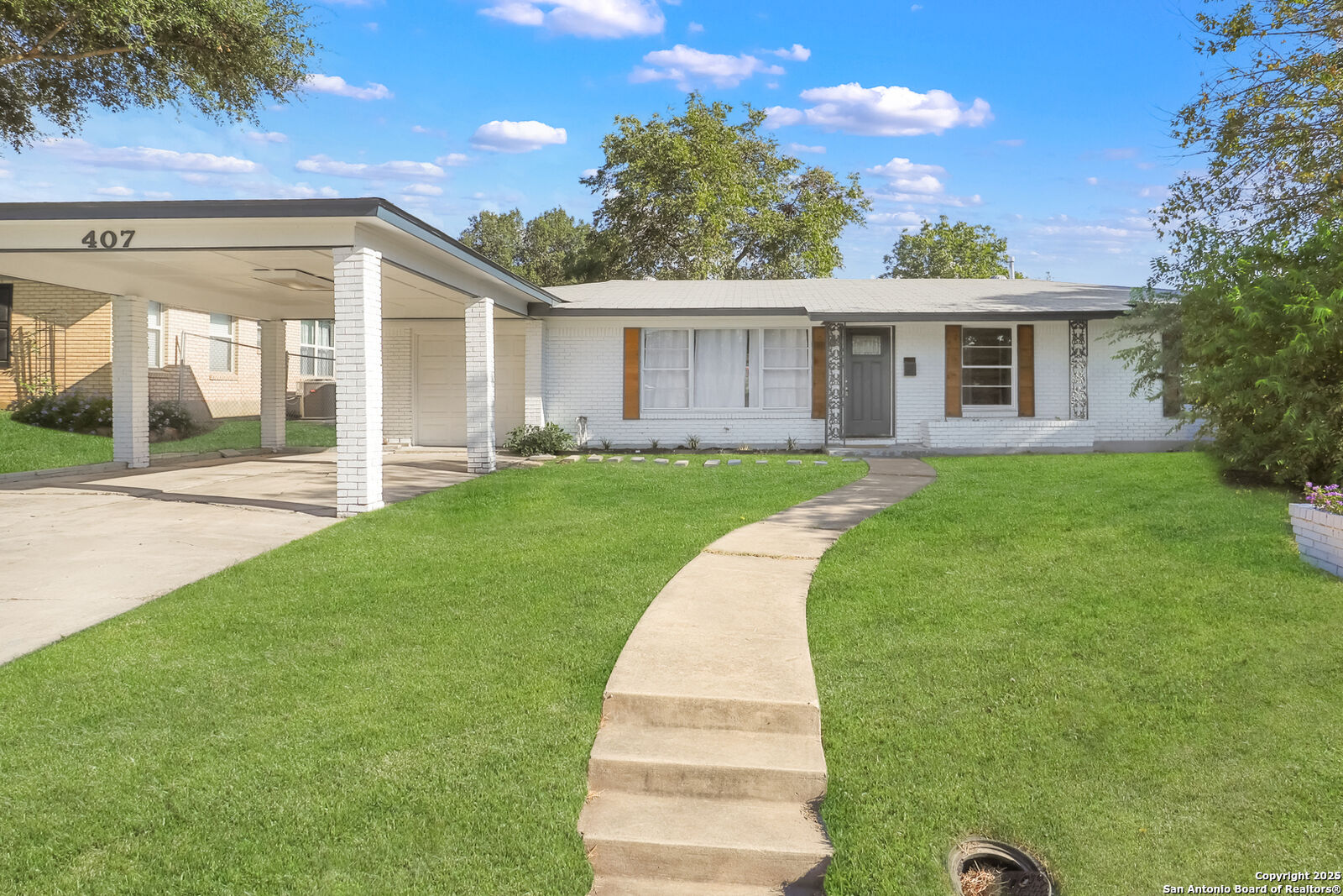Property Photo:  407 McNeel  TX 78228 