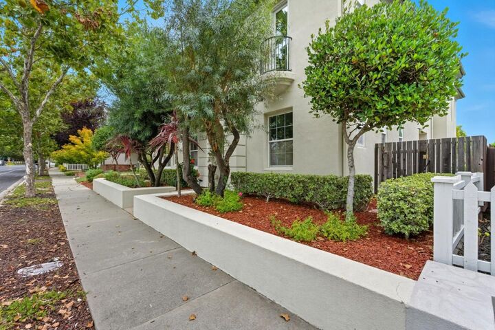 Property Photo:  2129 Creekview Drive  CA 94506 