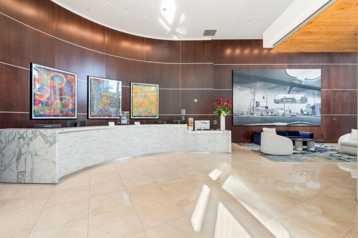 Property Photo:  13700 Marina Pointe Drive 317  CA 90292 