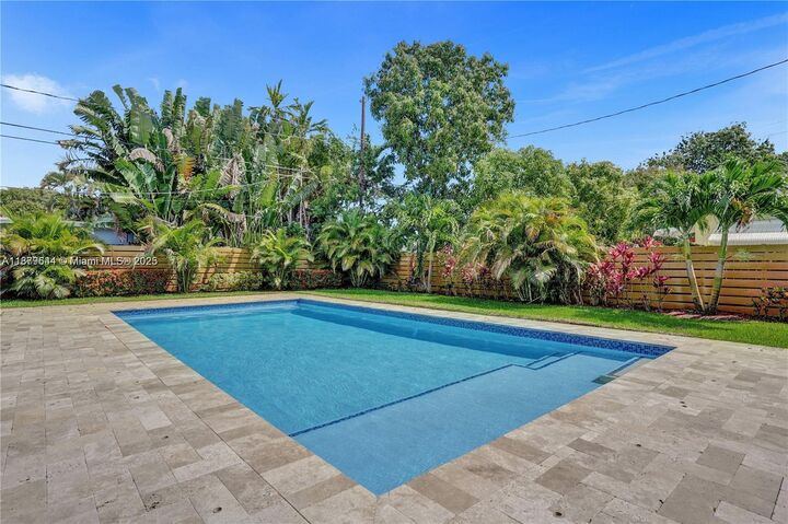 1411 N 16th Ct  Hollywood FL 33020 photo