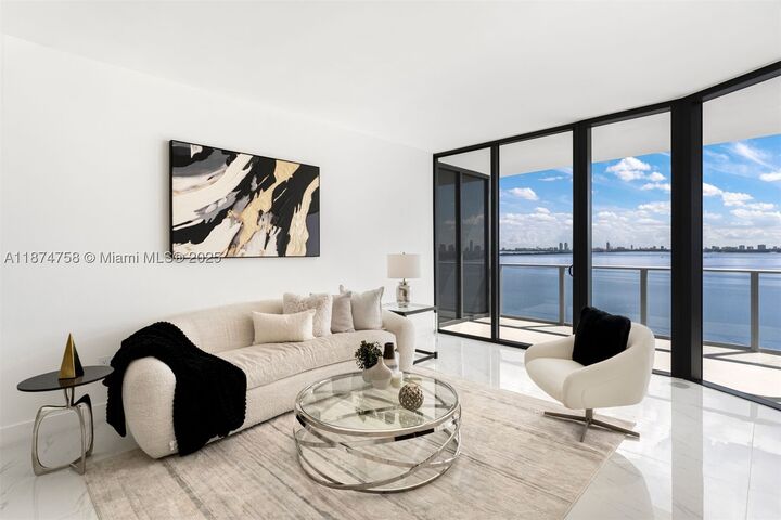 Property Photo:  700 NE 24th St 1005  FL 33137 