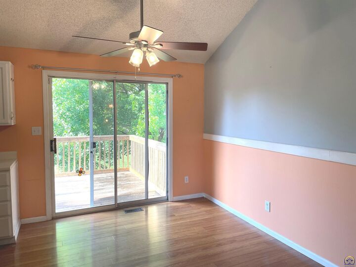 Property Photo: 7319 SW 25th Ct KS 66614