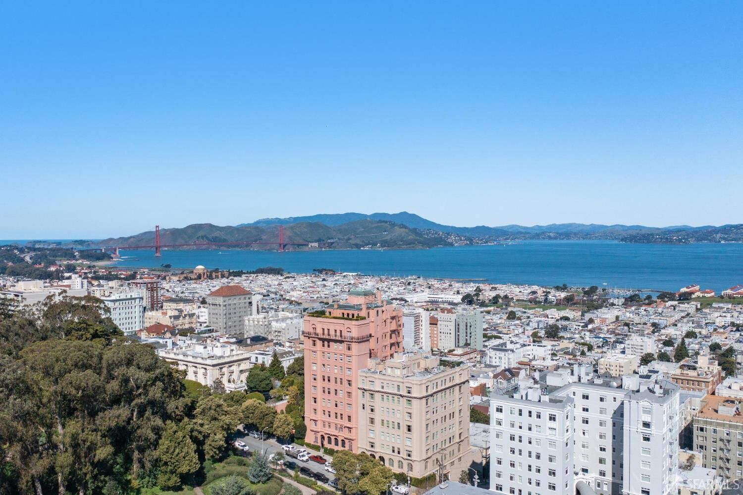 Property Photo:  2000 Washington Street 4  CA 94109 