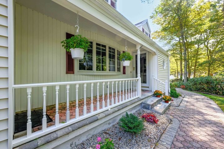 Property Photo: 1399 Shepard Avenue CT 06518