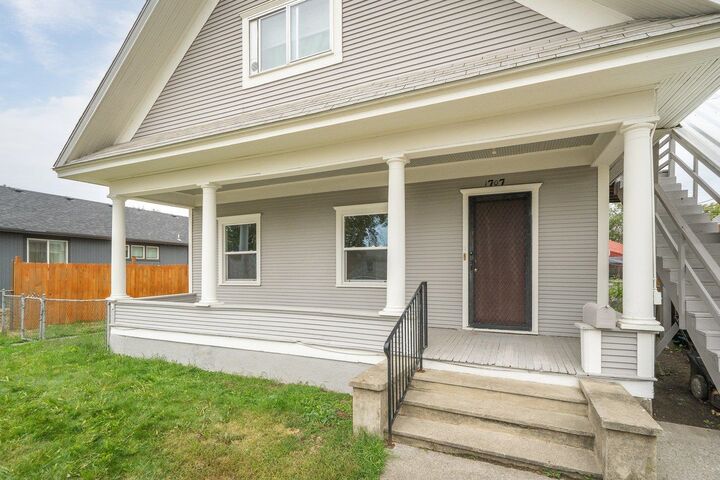 Property Photo:  1707 W Mansfield Ave  WA 99205